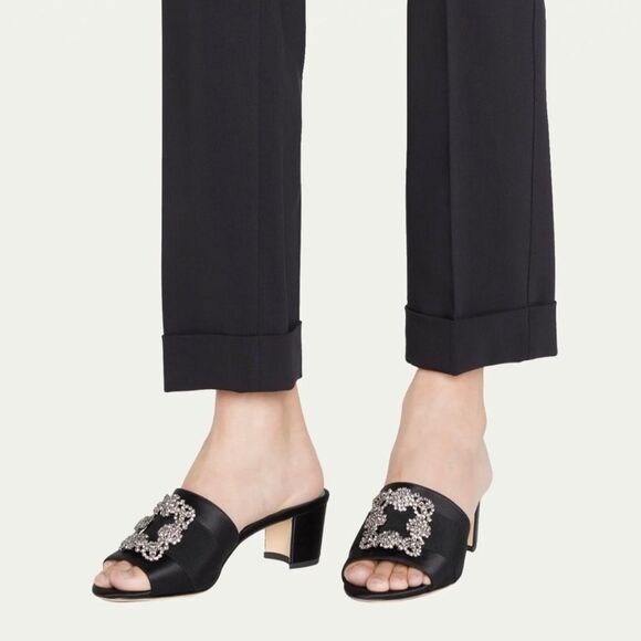 Manolo Blahnik Martanew 50MM Embellished Satin Mules size 37.5 - Picture 2 of 14